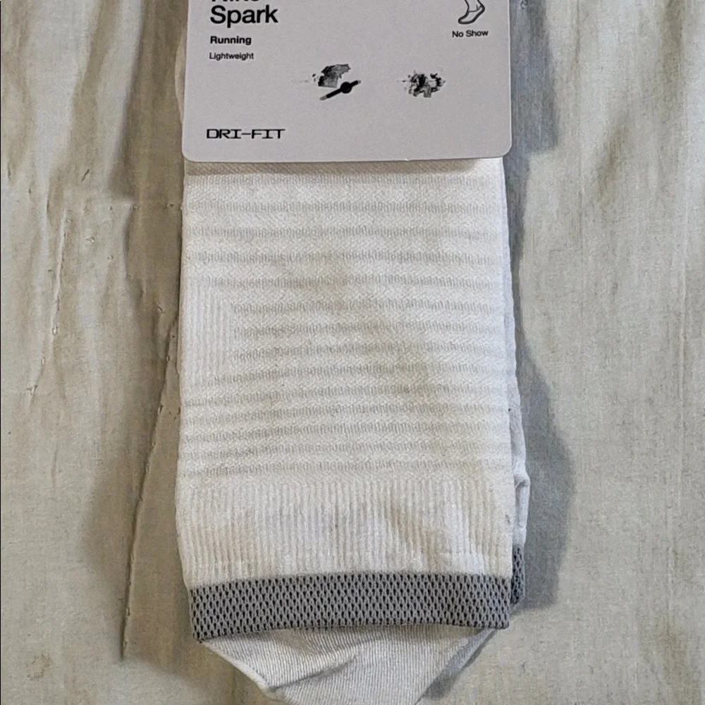 Nike Spark Lightweight No-Show‎ Running Dri-FIT Socks Men's 8-9.5 NWT